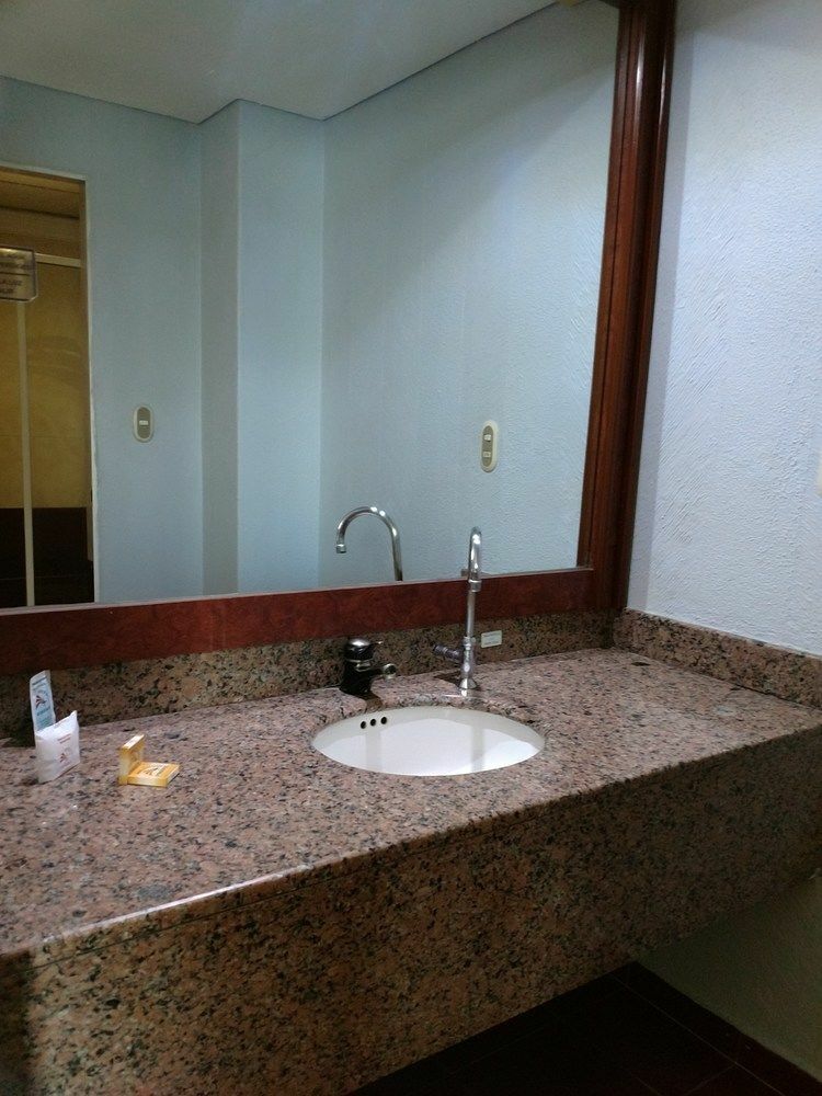 Hotel Estrella De Oriente メキシコシティ エクステリア 写真